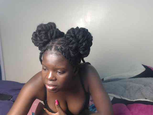 Petitebeauty webcam