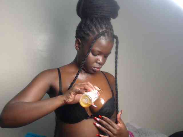Petitebeauty webcam