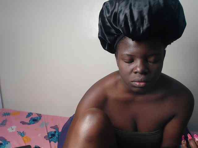 Petitebeauty webcam