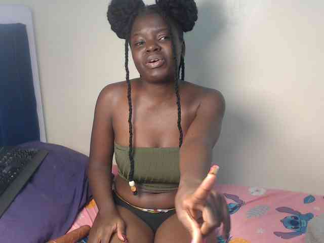 Petitebeauty webcam
