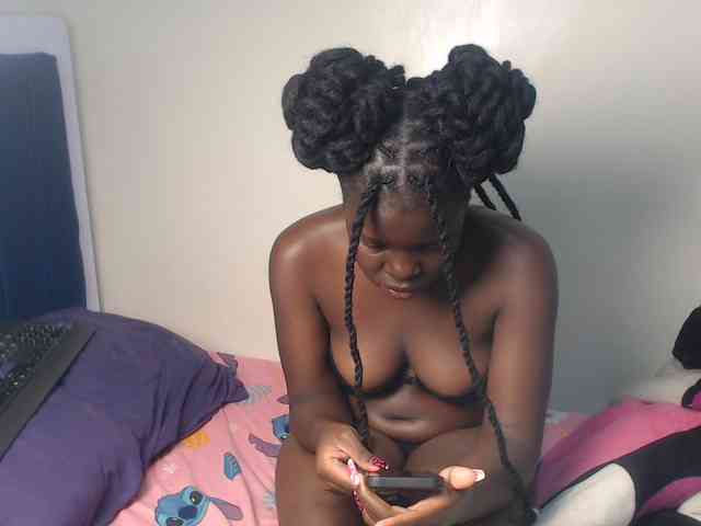 Petitebeauty webcam