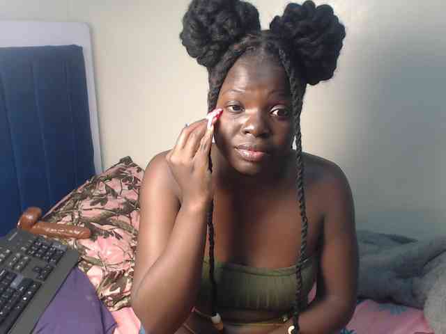 Petitebeauty webcam