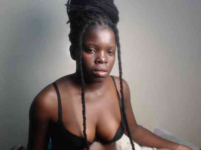 Petitebeauty webcam