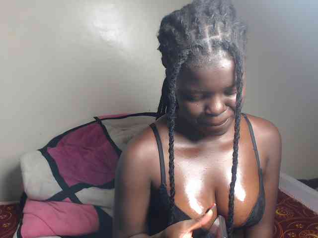 Petitebeauty webcam