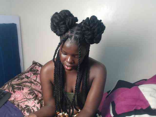 Petitebeauty webcam