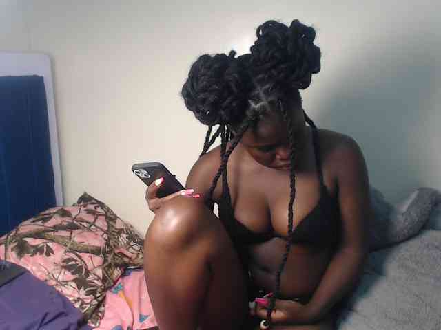 Petitebeauty webcam