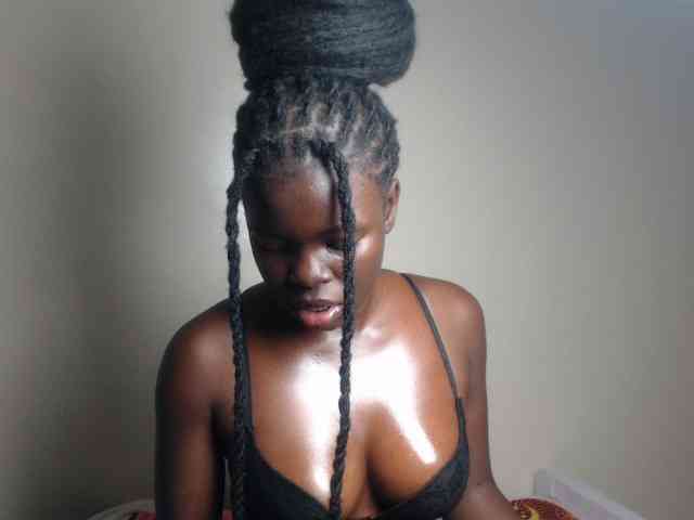 Petitebeauty webcam