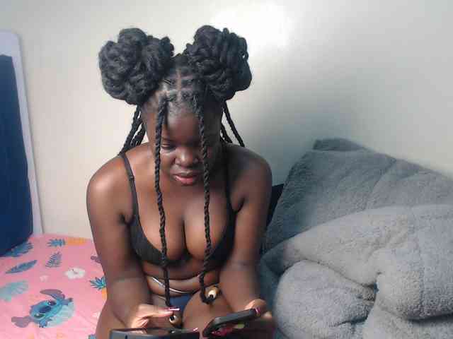 Petitebeauty webcam