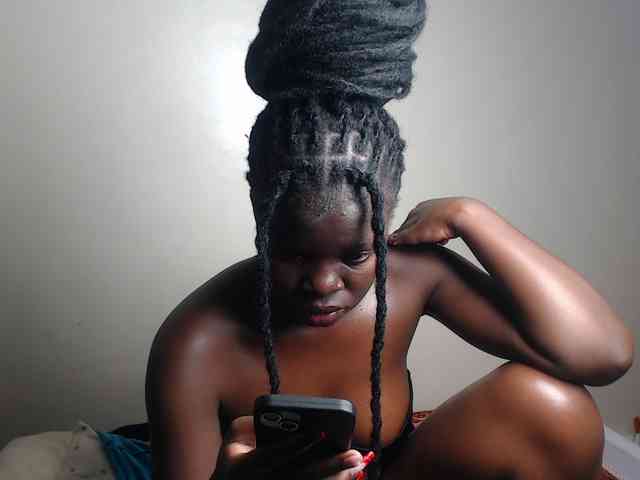 Petitebeauty webcam