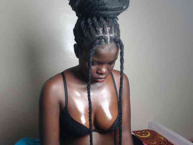 Petitebeauty webcam