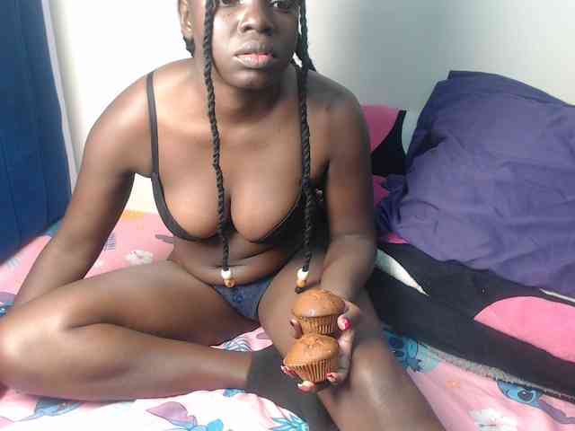 Petitebeauty webcam