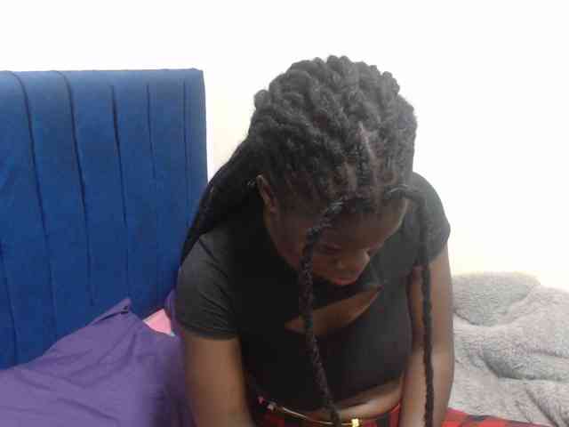 Petitebeauty webcam