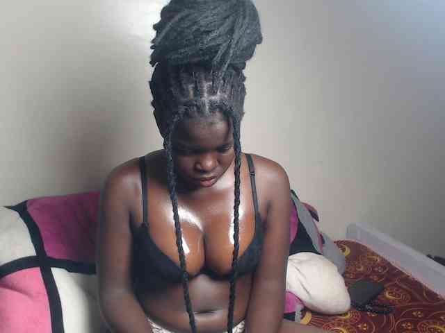 Petitebeauty webcam
