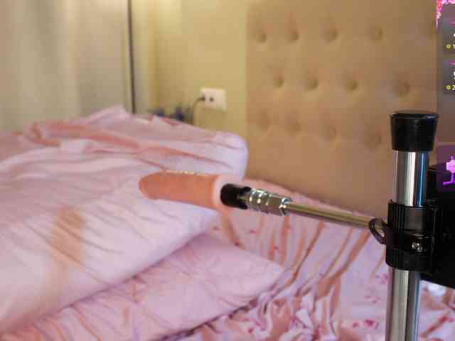 SkyNyxx Sex Cam Show