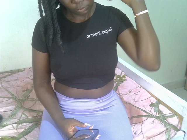 Ebonycherry live cam on BongaCams