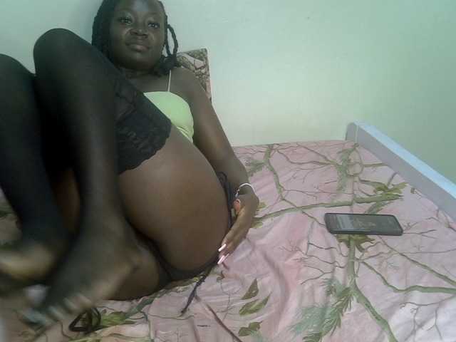 Ebonycherry live cam on BongaCams