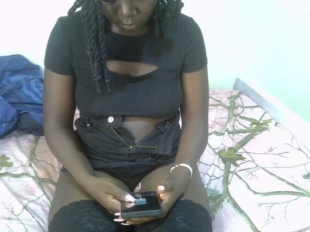 Ebonycherry live cam on BongaCams