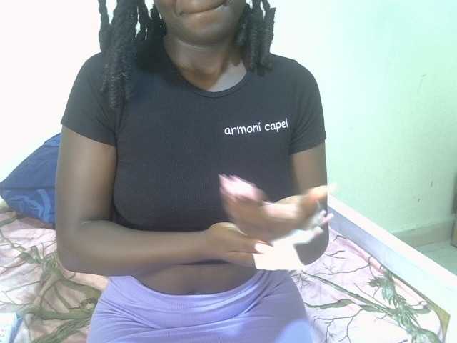 Ebonycherry live cam on BongaCams
