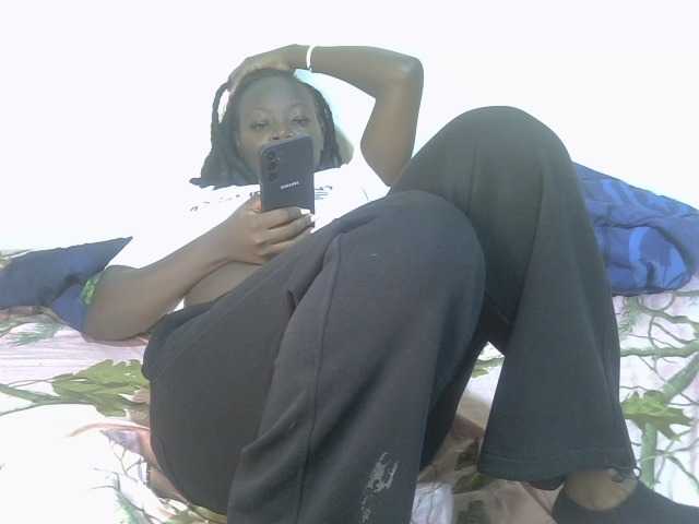 Ebonycherry live cam on BongaCams