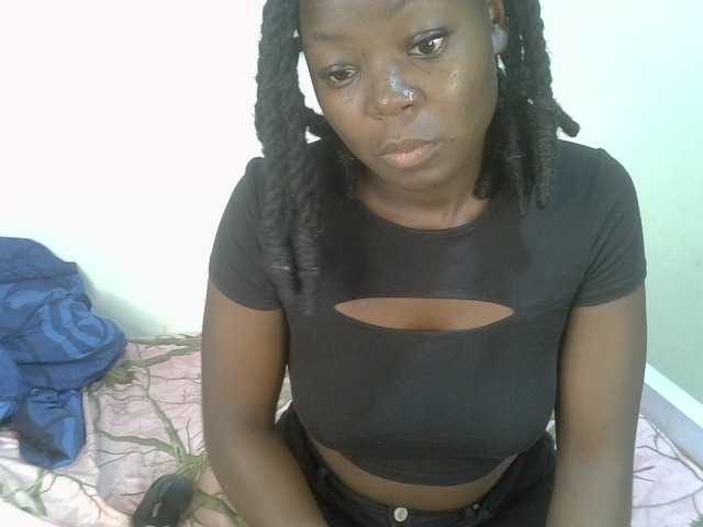 Ebonycherry live cam on BongaCams