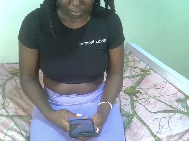 Ebonycherry live cam on BongaCams