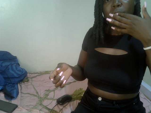 Ebonycherry live cam on BongaCams
