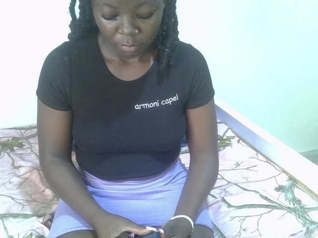 Ebonycherry live cam on BongaCams