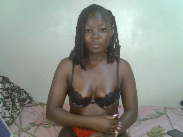 Ebonycherry live cam on BongaCams