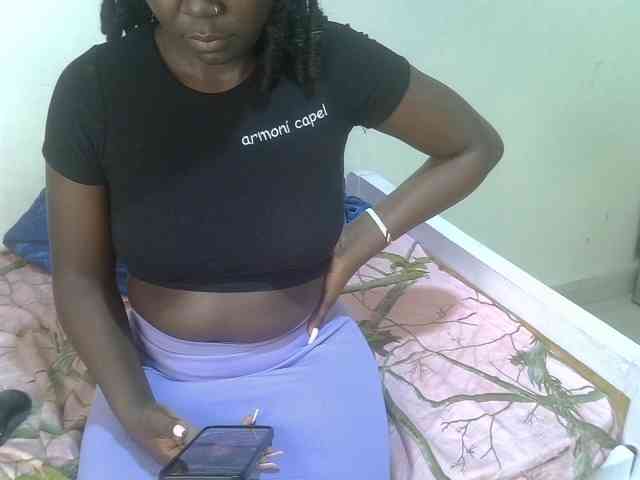 Ebonycherry webcam