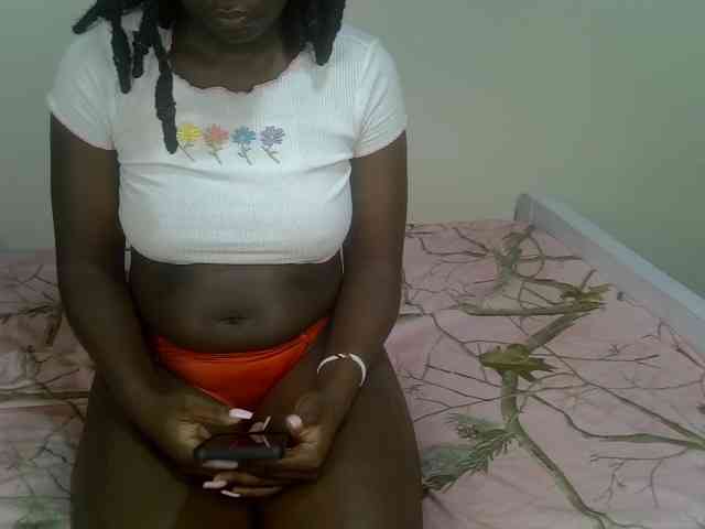 Ebonycherry webcam