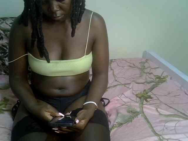 Ebonycherry webcam
