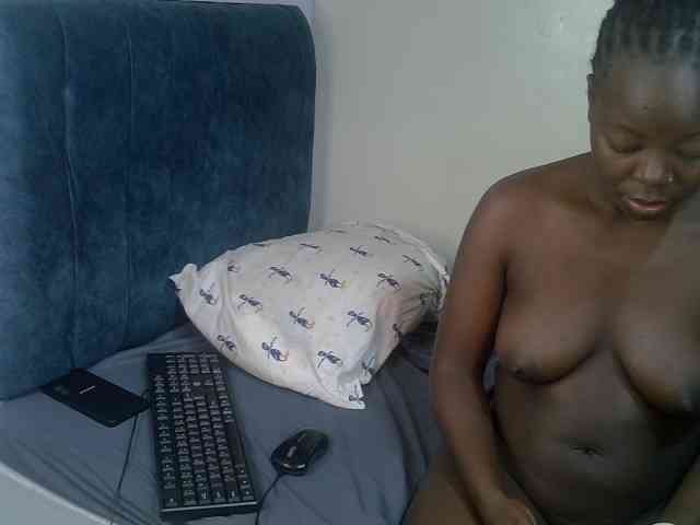 Ebonycherry webcam