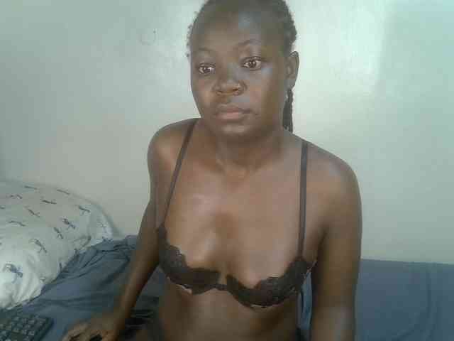 Ebonycherry webcam