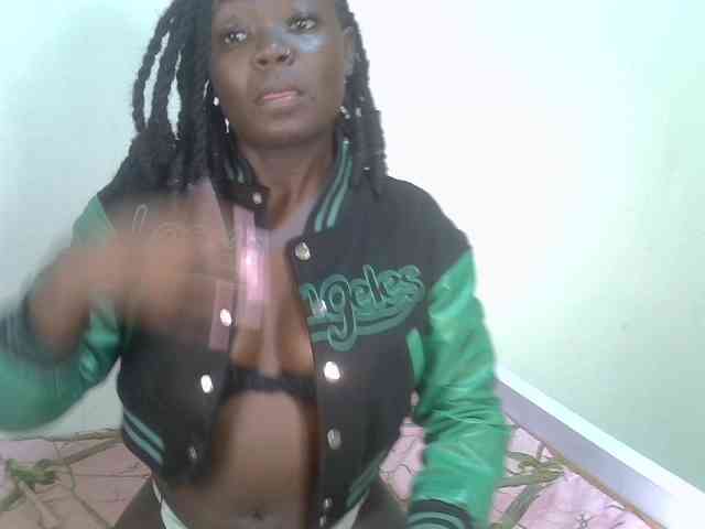 Ebonycherry webcam