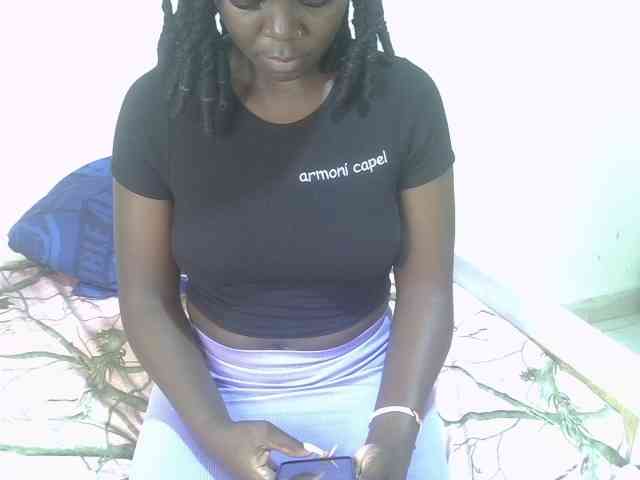 Ebonycherry webcam