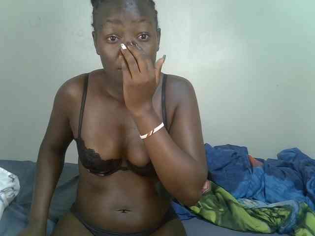 Ebonycherry webcam