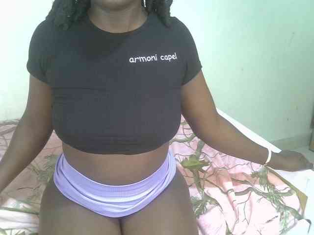 Ebonycherry webcam