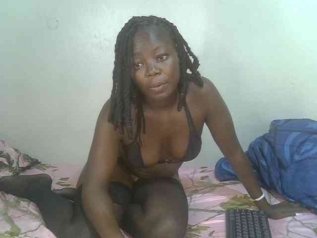Ebonycherry webcam