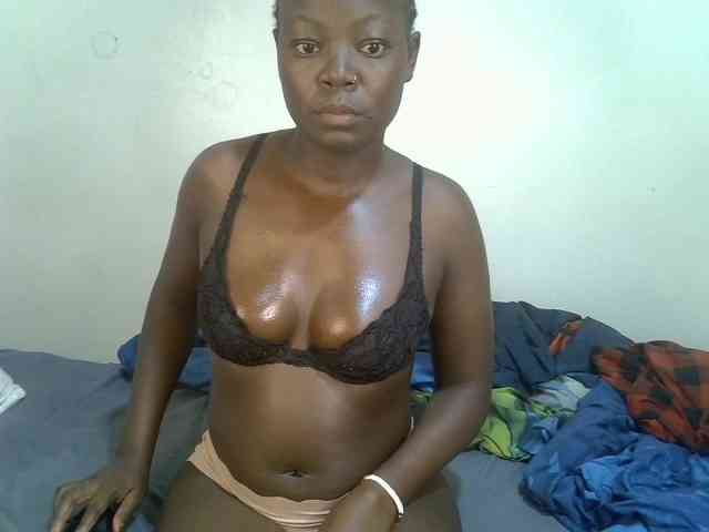 Ebonycherry webcam