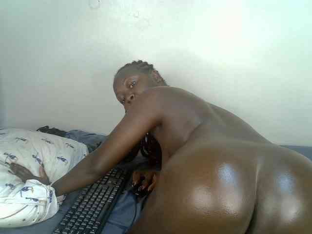 Ebonycherry webcam
