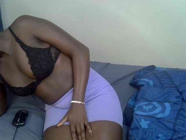Ebonycherry webcam