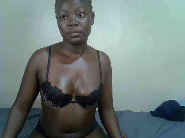 Ebonycherry webcam