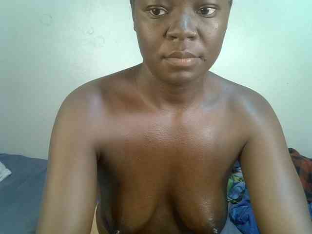 Ebonycherry webcam