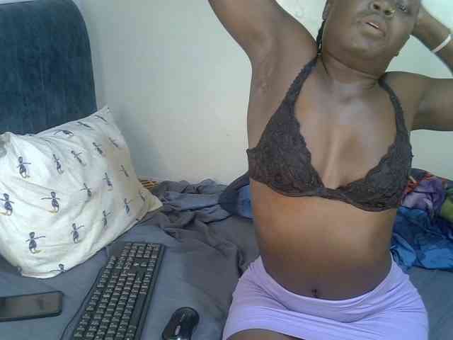 Ebonycherry webcam