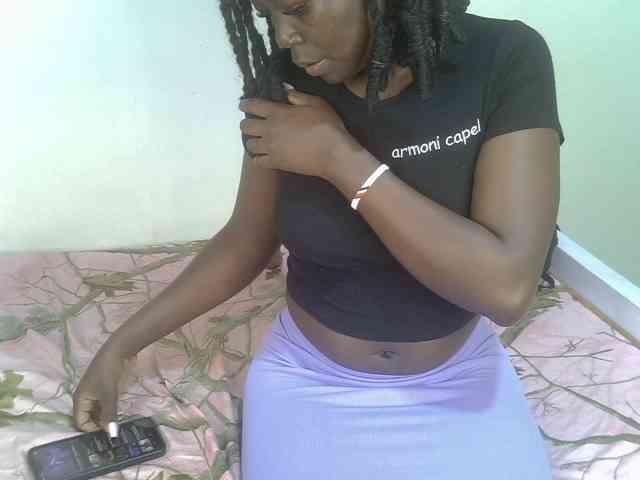 Ebonycherry webcam