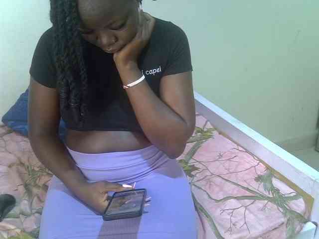 Ebonycherry webcam