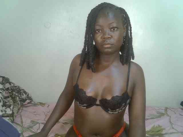 Ebonycherry webcam