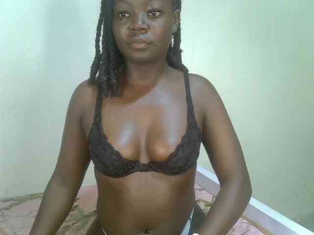 Ebonycherry webcam