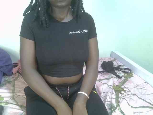 Ebonycherry webcam