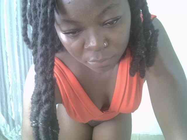 Ebonycherry webcam